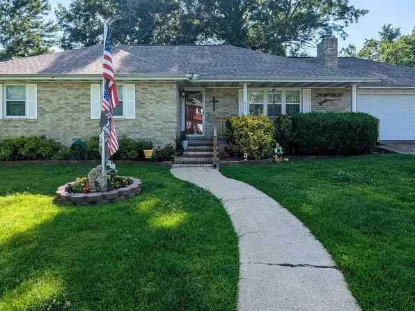 1604 Meadowbrook Dr, Mountain Home, AR 72653