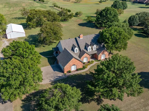 476 County Road 260, Gainesville, TX 76240