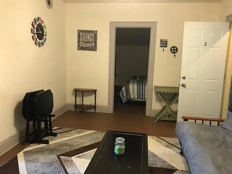 638 Monmouth St #2 — Photo 11