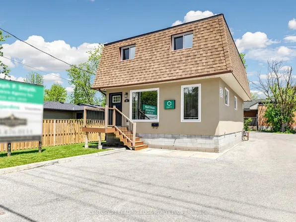 21 Metro Rd S, Georgina, ON L4P 1V7