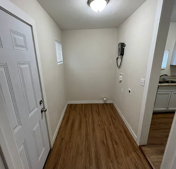 3313 Hueco Ave — Photo 7