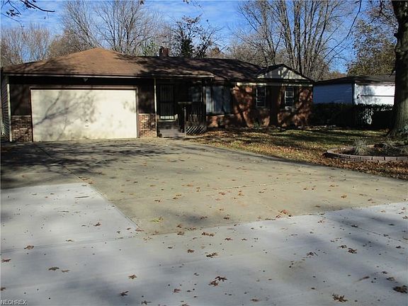 2nd image of 37826 Lorie Blvd