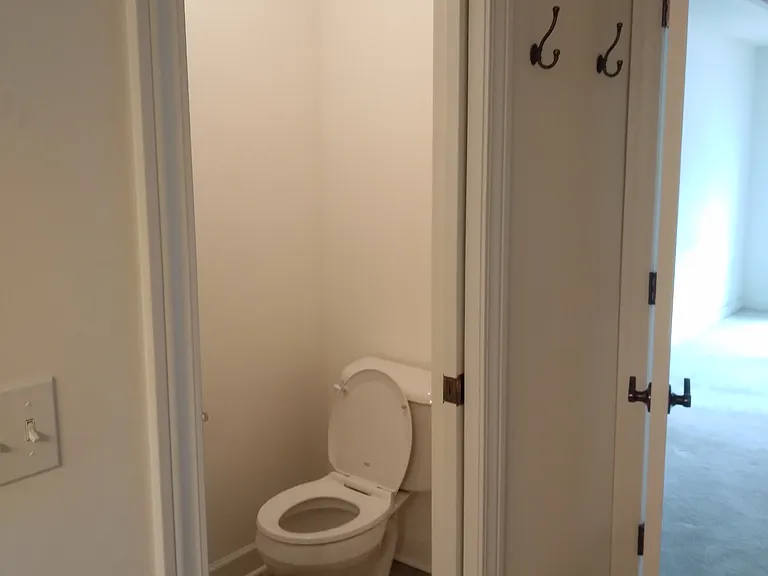 920 Marquette Ave #303 — Photo 34