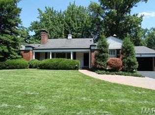 340 N Price Rd, Saint Louis, MO 63124