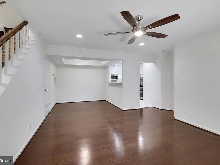 5804 Inman Park Cir #390 — Photo 8