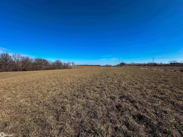 413th St, Melrose, IA 52569