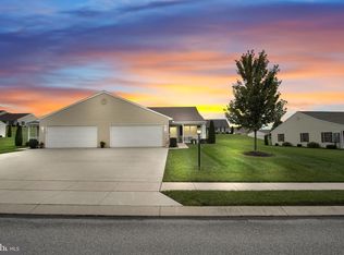 1379 Pleasant View Dr #222, Spring Grove, PA 17362