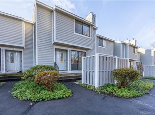 6 Ives Hill Ct UNIT 6, Cheshire, CT 06410