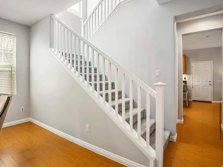25963 Newport Ave — Photo 11