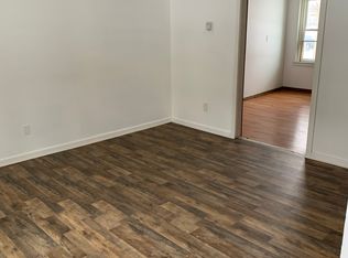 9544 Cloverleaf Rd APT D, Windham, OH 44288
