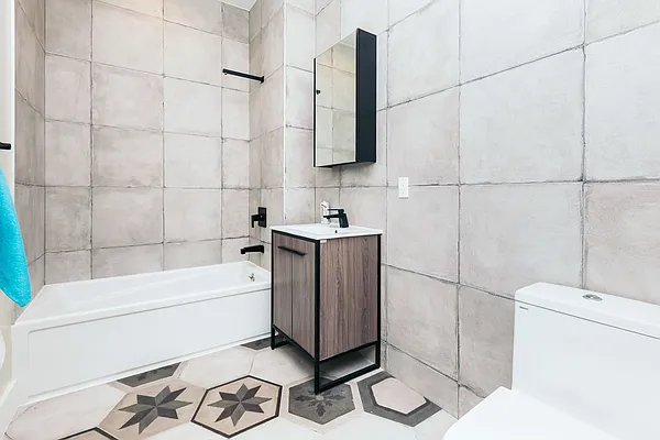 Rented by Nooklyn NYC LLC | media 24