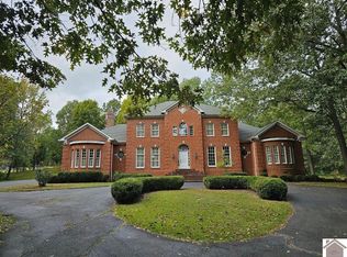 742 Hickory St, Calvert City, KY 42029