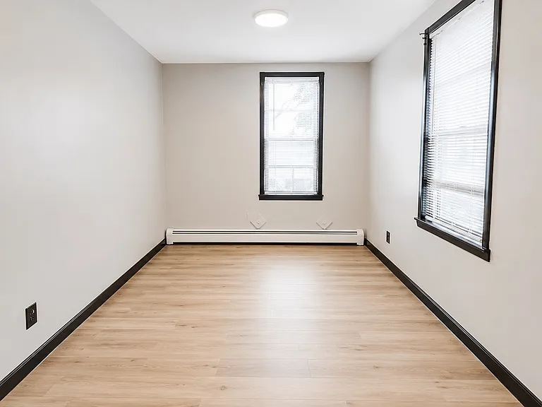 531 3rd Ave #2 — Photo 8