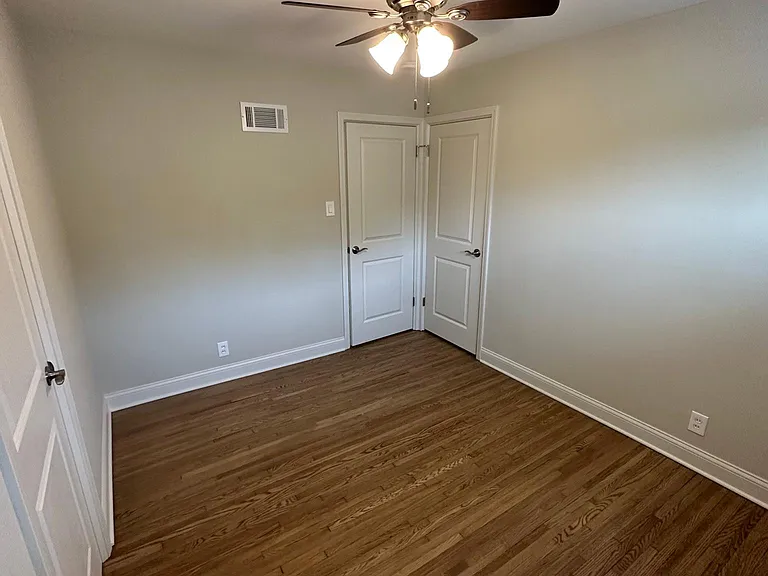 951 Mulberry Ln — Photo 24