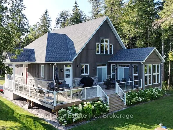 31 Beaver Dr, Kawartha Lakes, ON K0M 1K0