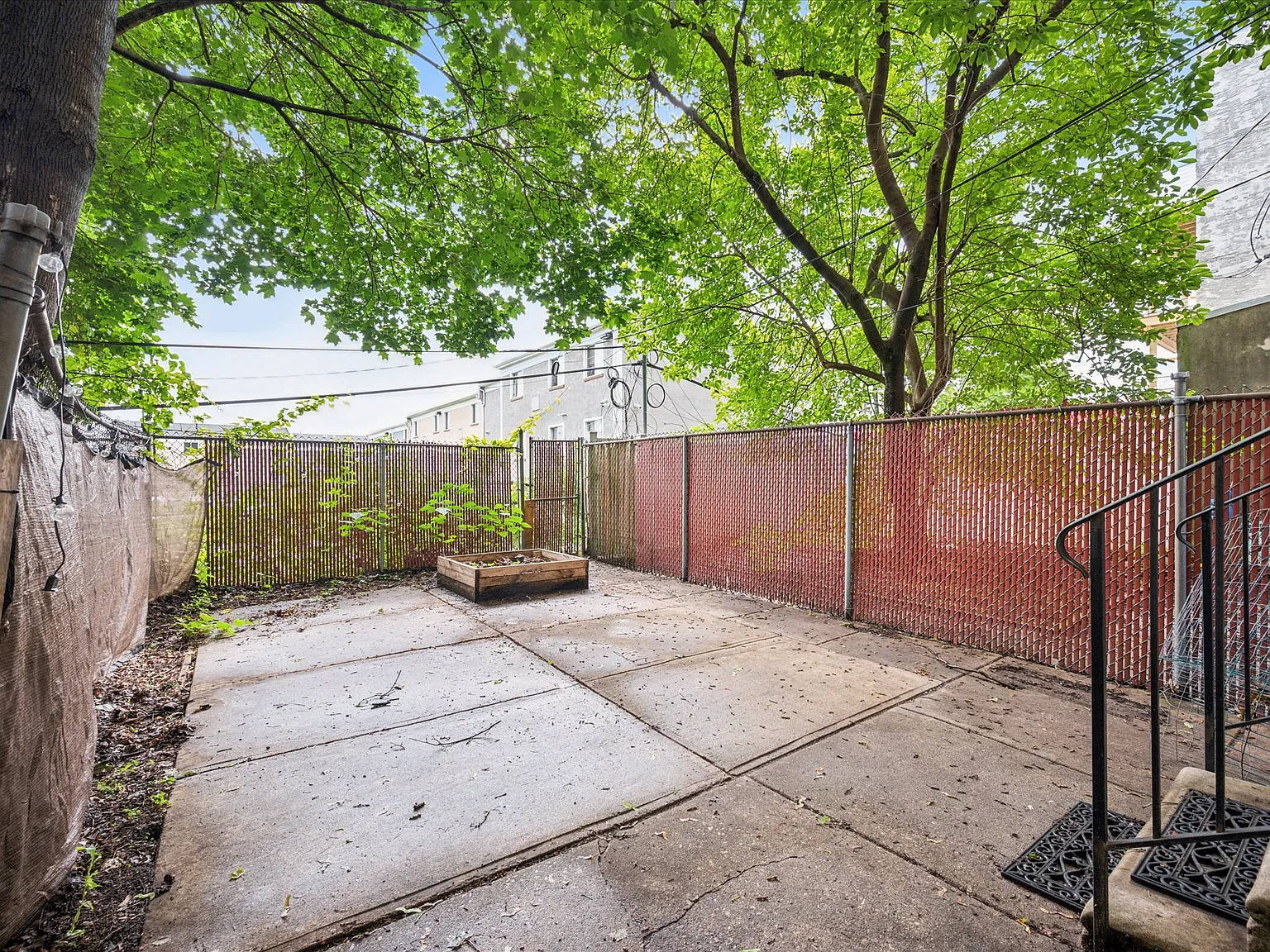 4 bed, 1650 sqft, $2,500 — Photo 2