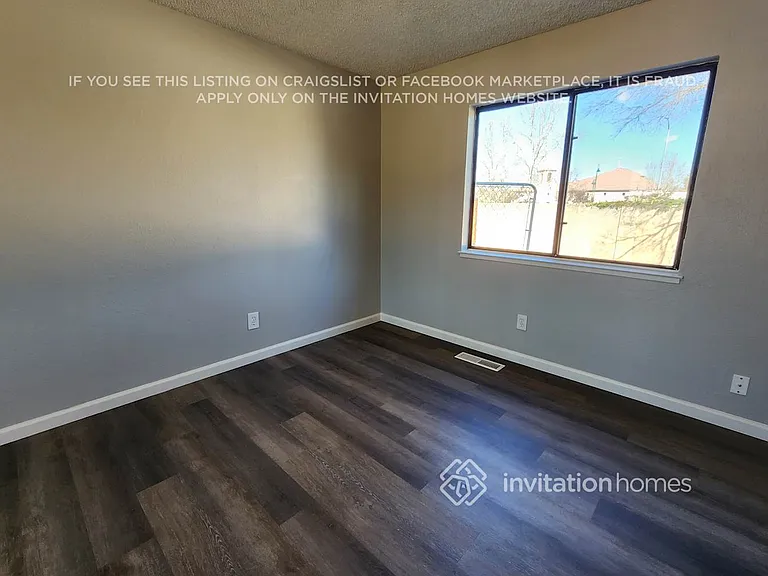 1401 Mandarin Ct — Photo 9