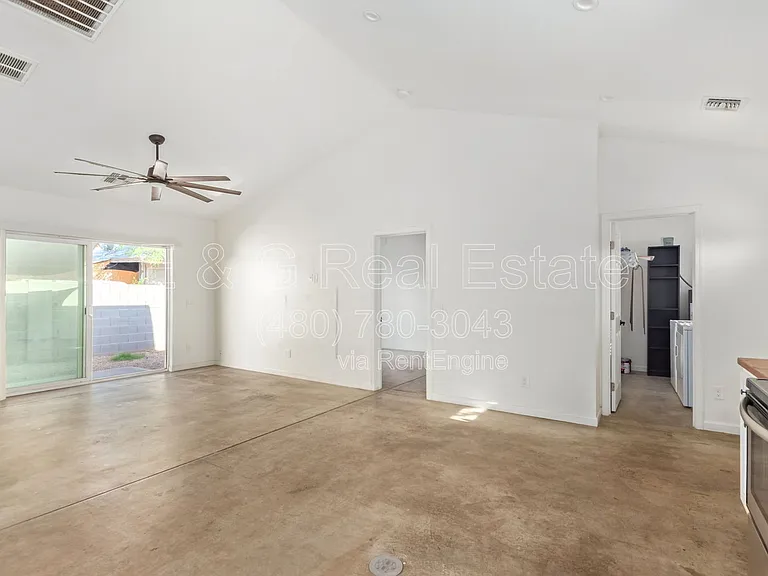 505 N 16th Ave — Photo 6