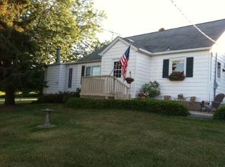 N1323 Wood Rd, Watertown, WI 53098