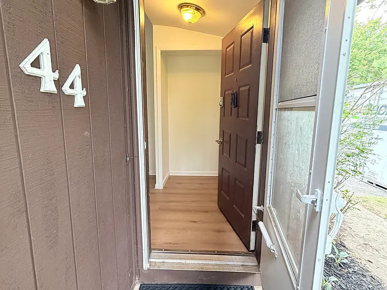 44 Thimbleberry Rd — Photo 5