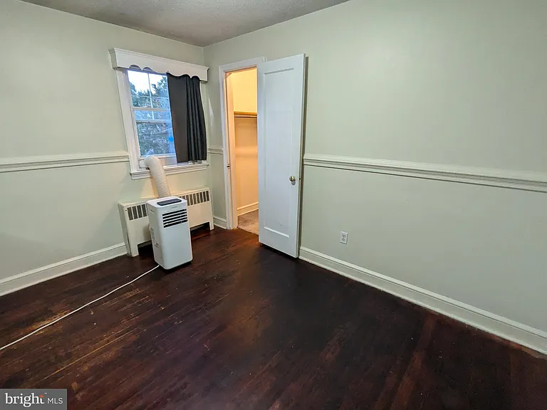 21 Steinway Ave — Photo 19