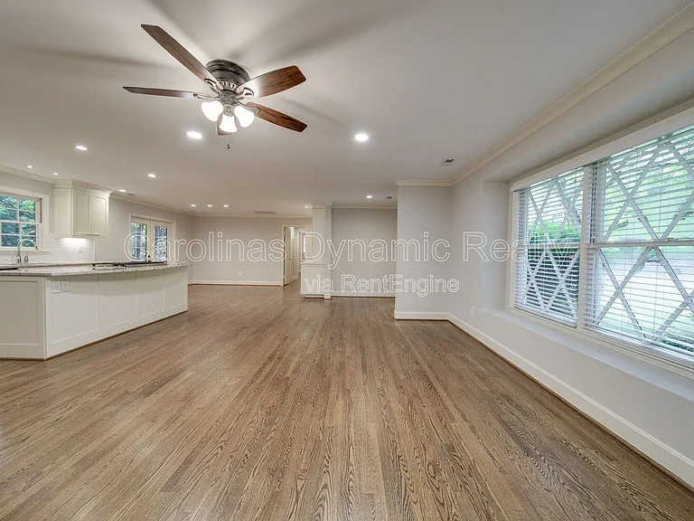 6700 Castlegate Dr — Photo 55