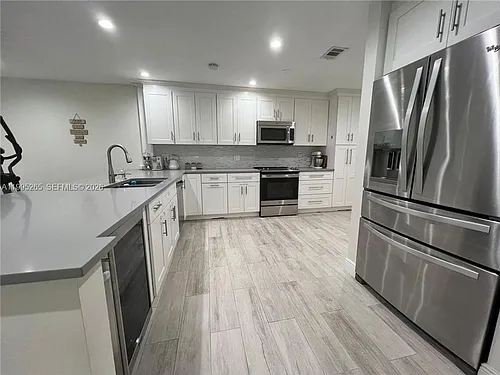 307 Bonnie Brae Way Photo 1