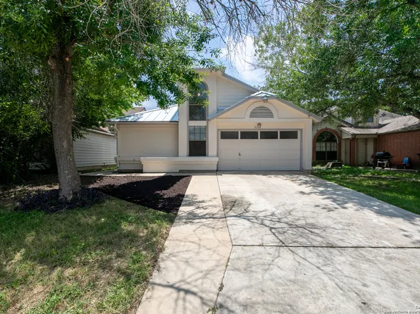 9318 VILLAGE LANCE, San Antonio, TX 78250