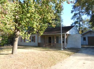 823 Alfred St NE, Aiken, SC 29801
