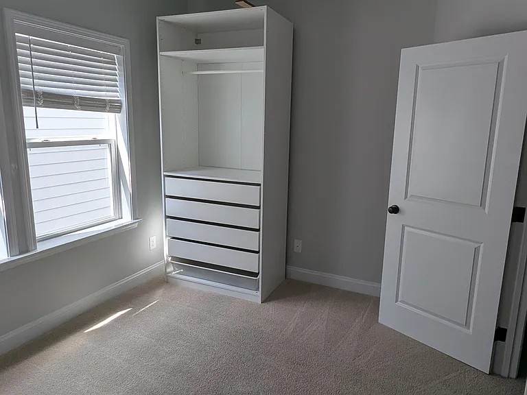 2561 Barry St — Photo 21