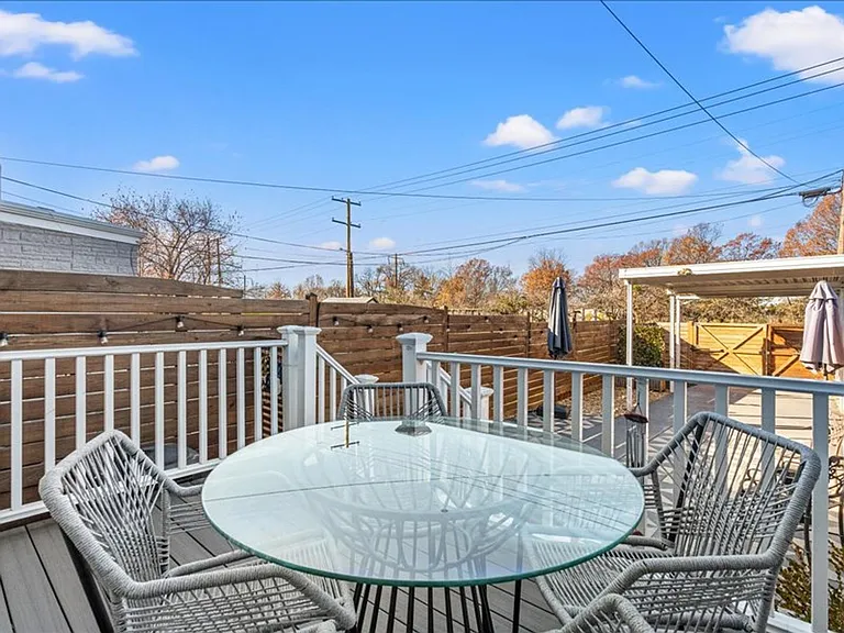 134 35th St NE — Photo 24