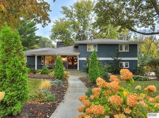 9359 Jones St, Omaha, NE 68114