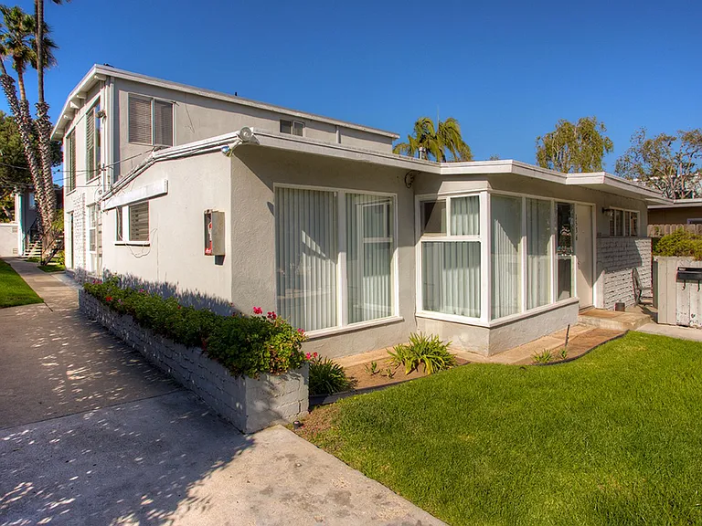 1536 Pacific Beach Drive — Photo 2