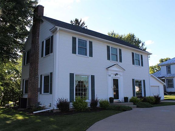 2nd image of 969 Mitscher Ave
