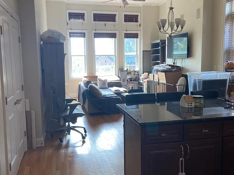 3333 S Prairie Ave #3N — Photo 3