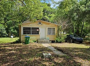 936 Lake Argenta Dr, Crescent City, FL 32112