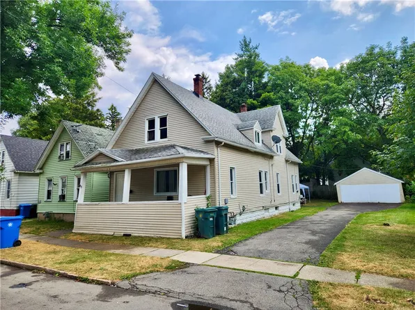 85 Sobieski St, Rochester, NY 14621