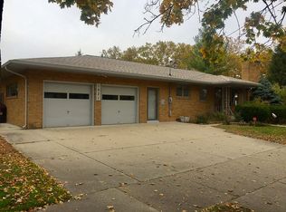 1021 6th St NW, Grand Rapids, MI 49504