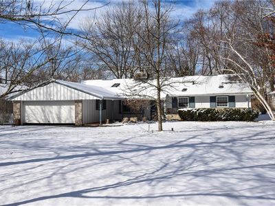 424 Bassett Rd, Bay Village, OH, 44140