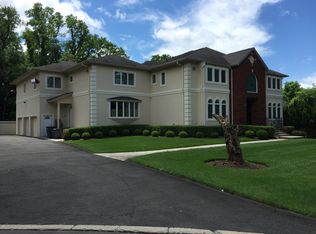 9 Jay Ct, Monsey, NY 10952