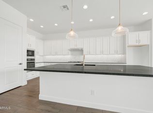 2407 E Rihl Rd, San Tan Valley, AZ 85140