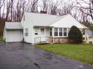 27 Van Dyke Dr, Wilmington, DE 19809