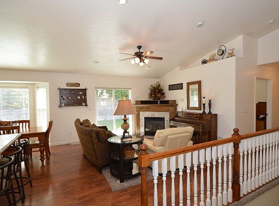 5th image of 245 S Ensign Dr