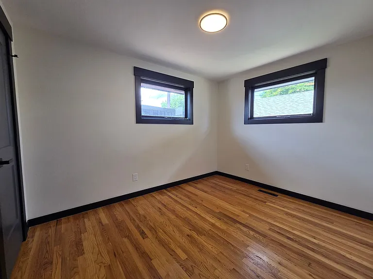 3717 N Perry St — Photo 8