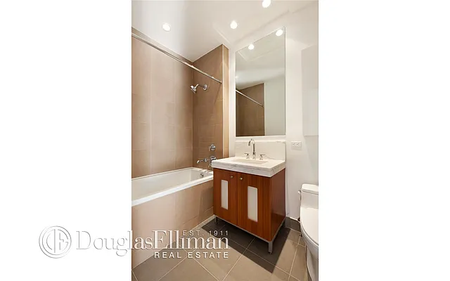 Rented by Douglas Elliman | media 24