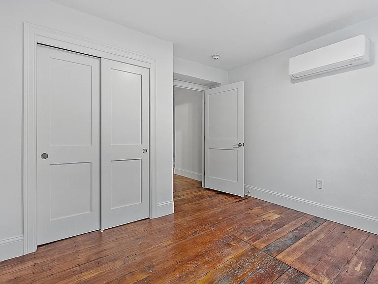 205 Summer St #3 — Photo 36