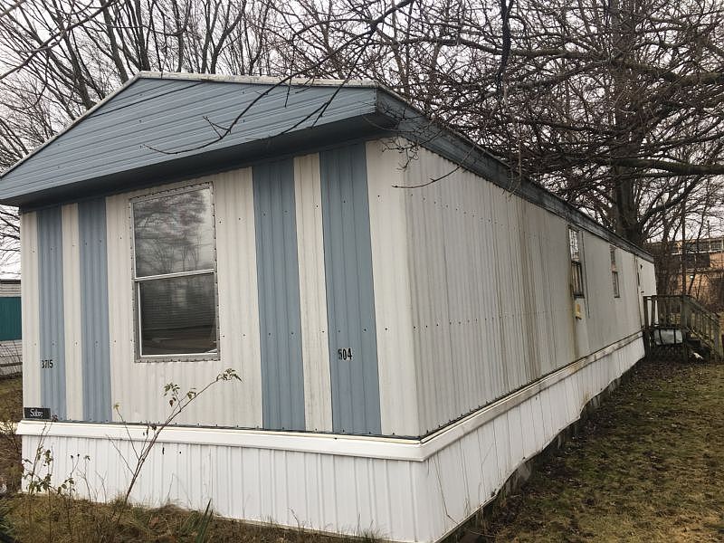 2nd image of 3785 Hamlin Dr