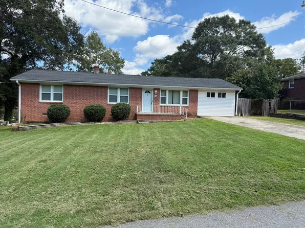 114 Knox St, Greenville, SC 29605