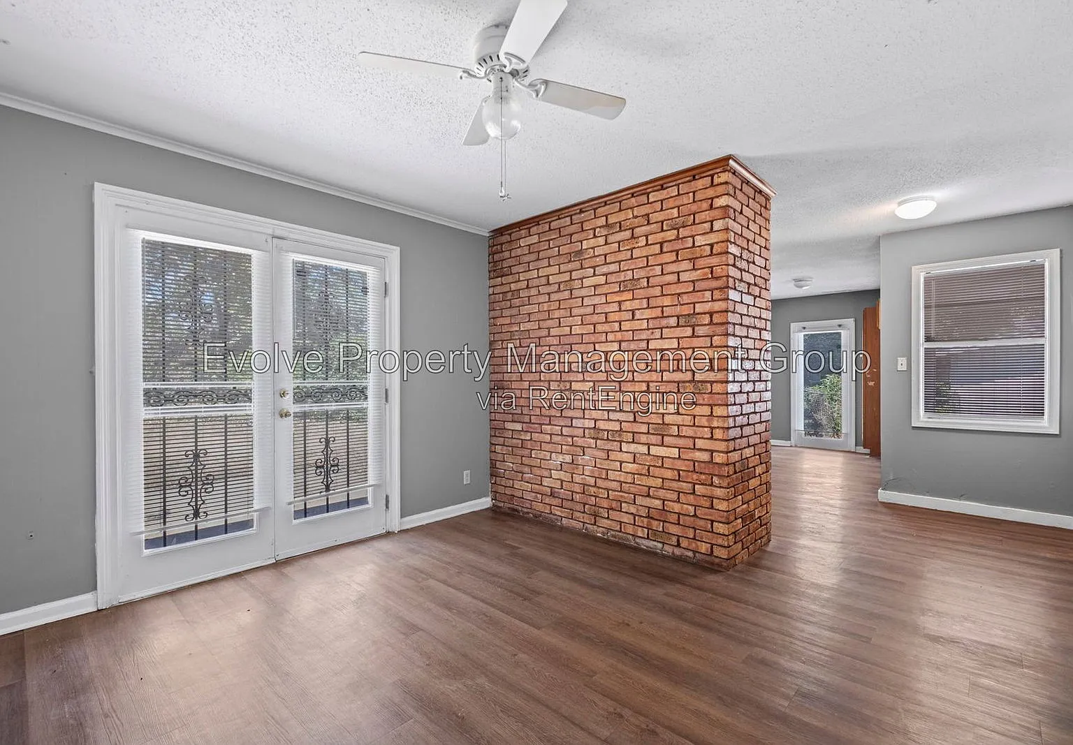 3 bed, 1.5 bath, 1172 sqft, $1,250 — Photo 3