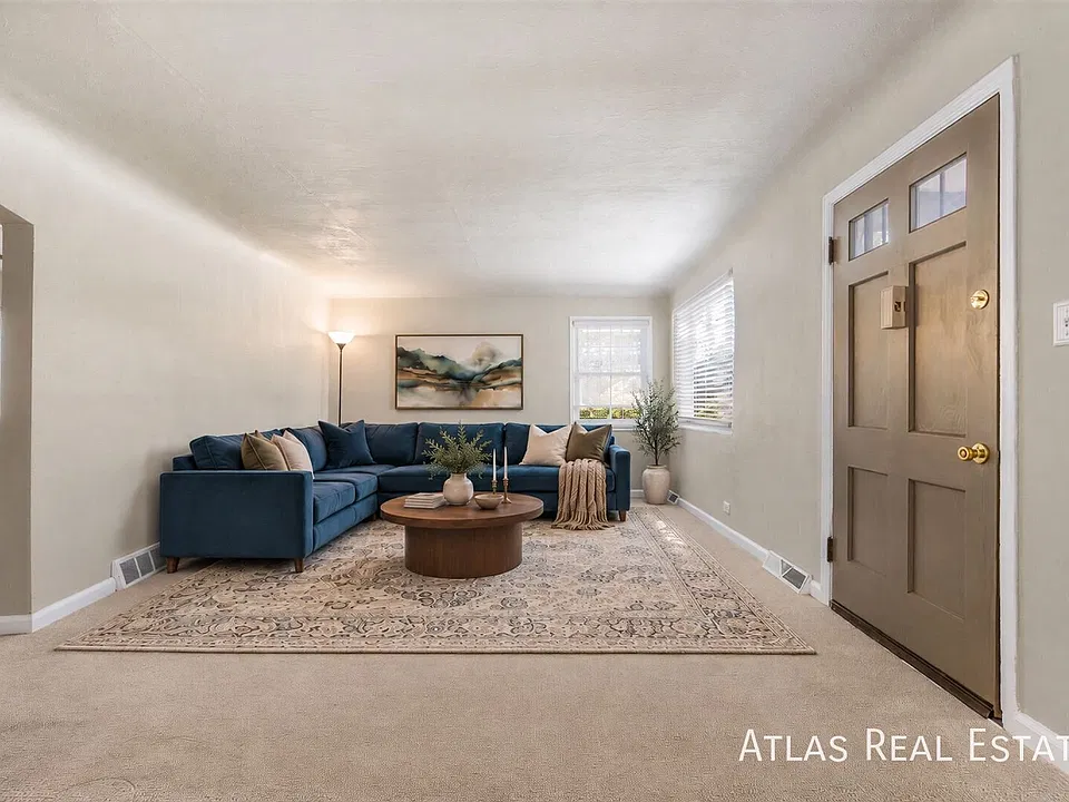 425 W Amherst Ave